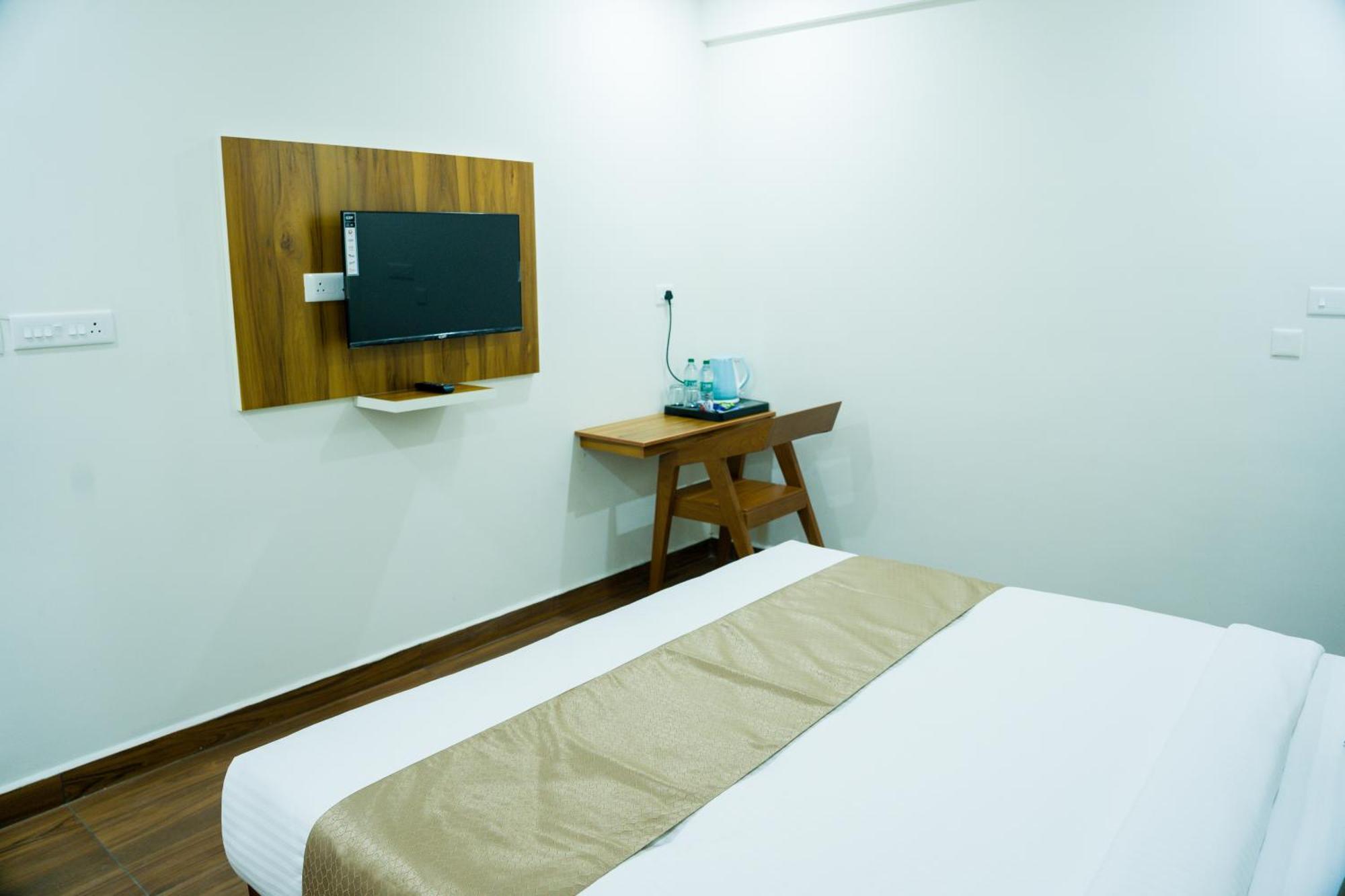 Fly View Airport Residency Hotel Nedumbassery Luaran gambar